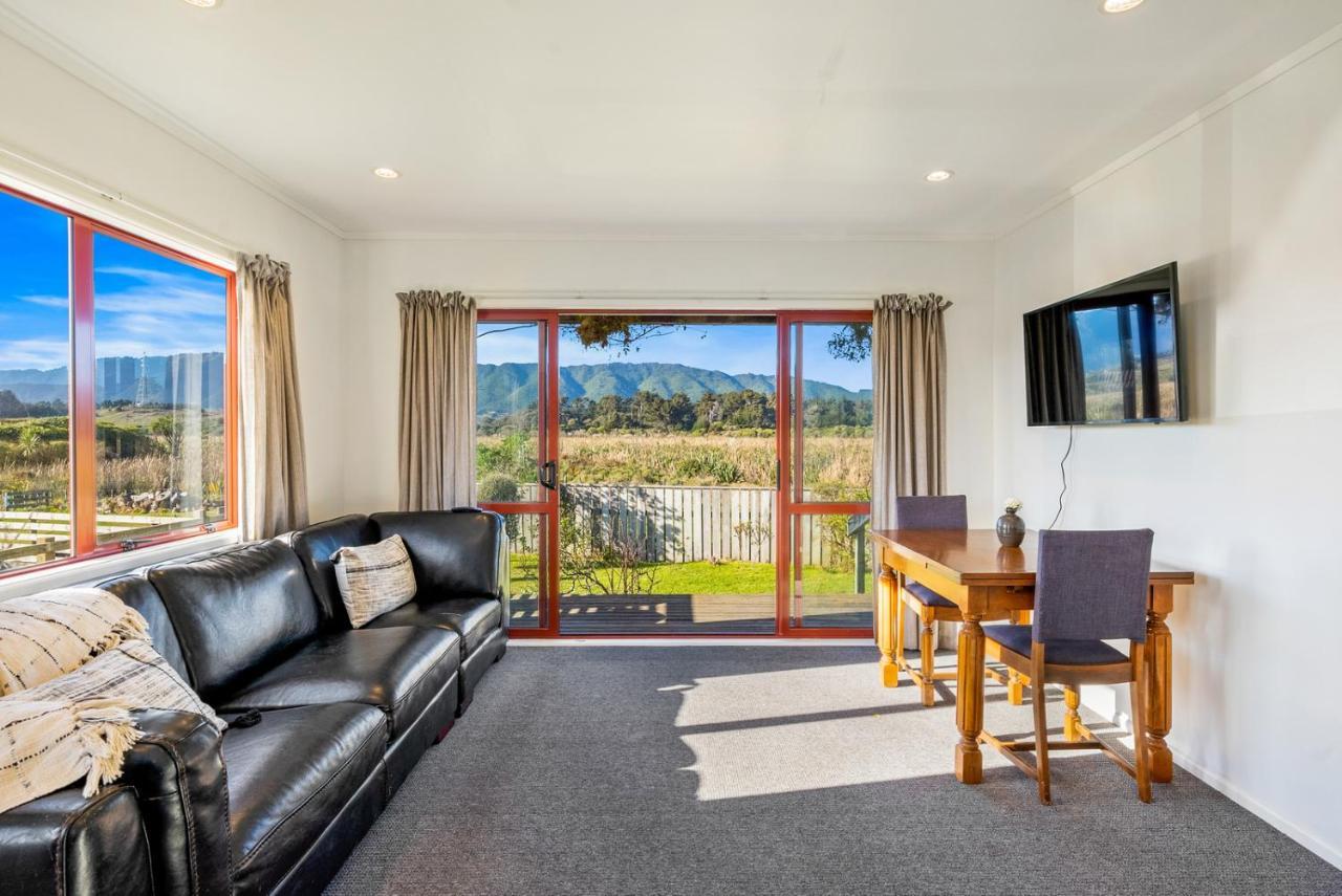 Cottage On Rutherford - Waikanae Holiday Home Εξωτερικό φωτογραφία